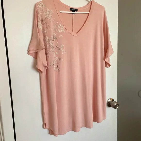 Lane Bryant Soft V-Neck Ruffle Sleeve Tee - Size 18/20 - Picture 3 of 13